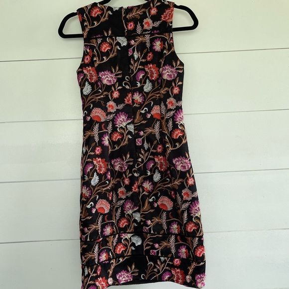 White House Black Market Embroidered Floral Sheath Dress - Picture 5 of 8